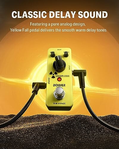 Yellow Fall delay pedal with classic analog sound.